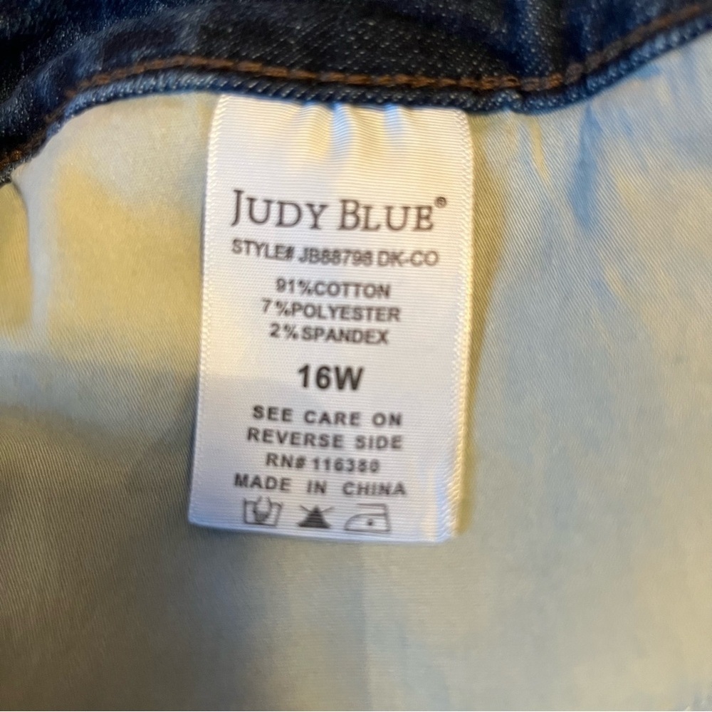 Judy Blue Dark wash Women Distressed Skinny Jeans High rise Stretchy size 16W - Picture 16 of 16